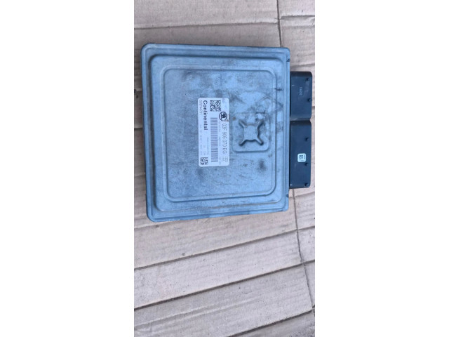 Блок управления двигателем Блок управления 03F906070EG Skoda Fabia Mk2 (5J)