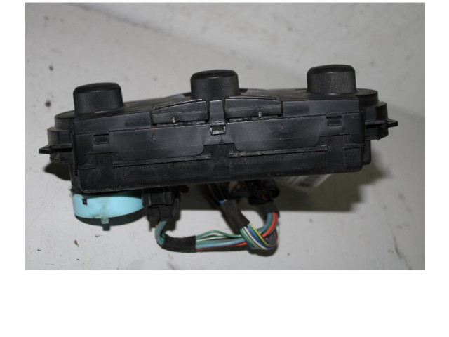 Блок управления климат-контролем P5511109ANA Jeep Grand Cherokee (WK)