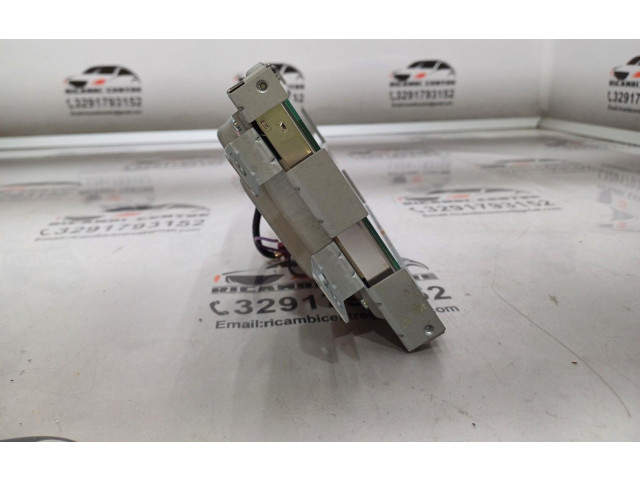 Дисплей FK7219C299AA, FK7219C299AA Jaguar XE