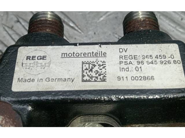 Топливная рампа Citroen C4 I для двигателя 9HZ