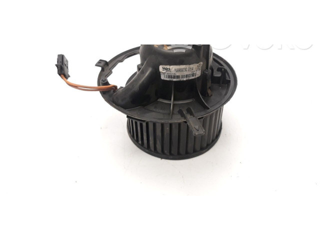 Вентилятор печки N998923D Audi Q3 8U