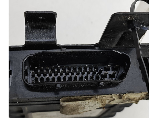 Блок управления коробкой передач 09G927750FM   Volkswagen New Beetle