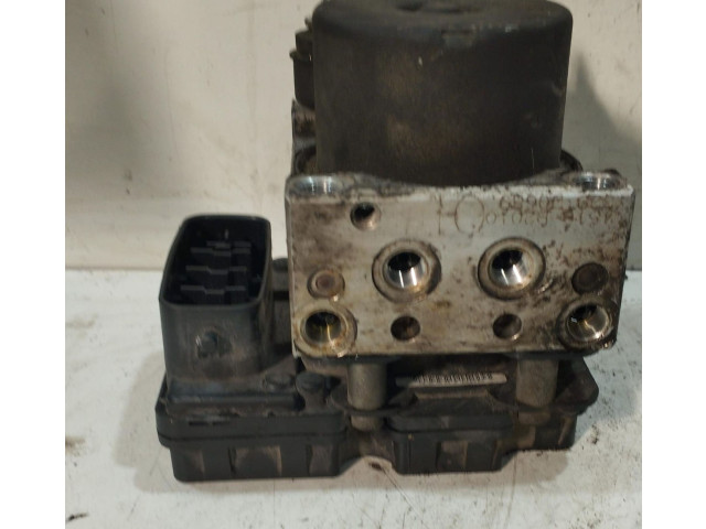 Блок АБС 4510-B2010, 4510-B2010 Daihatsu Trevis 2008 - 2010 года