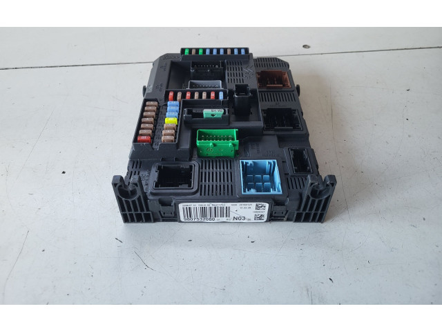 Блок комфорта 9807532080 Peugeot 2008 I