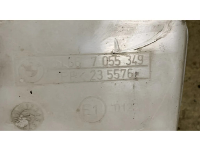 Бачок оконной жидкости