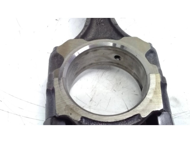  Поршень с шатуном  4M5402, 500004  Nissan Primera для бензинового двигателя 1.8