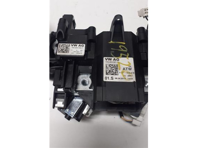 Кнопки рулевого колеса 1K5953502T, 1K0905851   Volkswagen Caddy