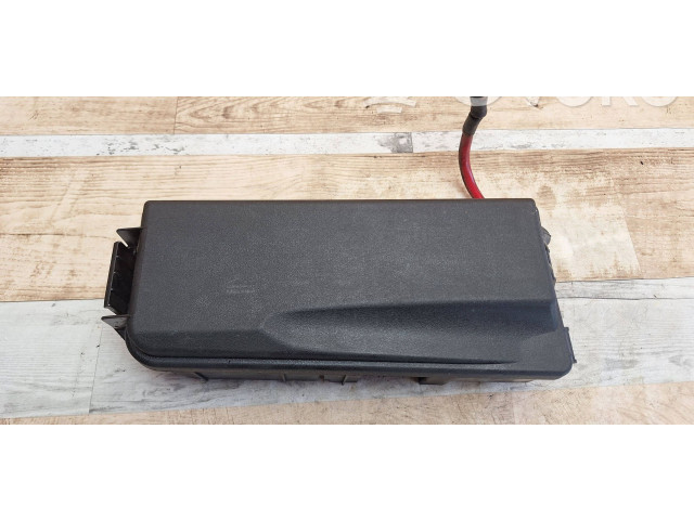 Блок предохранителей 460023260, 24438039   Opel Vectra C    