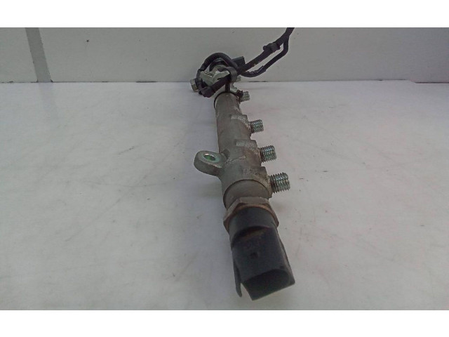 Топливная рампа A6110700395 Mercedes-Benz A W169