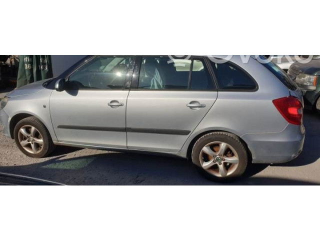 Подушка безопасности пассажира 5J1880202D Skoda Fabia Mk2 (5J)