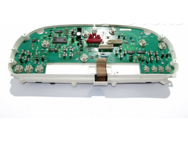 Přístrojová deska  Chrysler Voyager 1998 04685517  