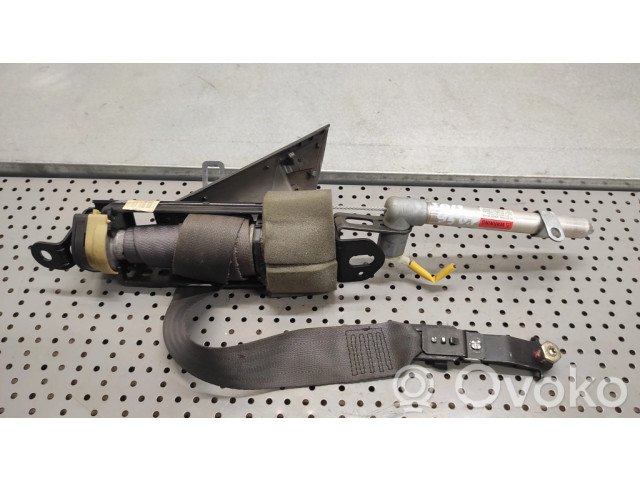 Передний ремень безопасности