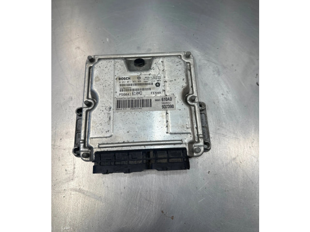 Блок управления двигателем Блок управления 0281011063, P56041610AD Jeep Cherokee