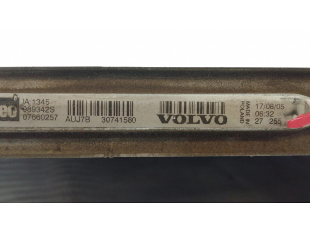 Интеркулер 30741580 Volvo S60 2.4