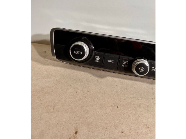 Блок управления климат-контролем 8V0820043C   Audi A3 S3 8V