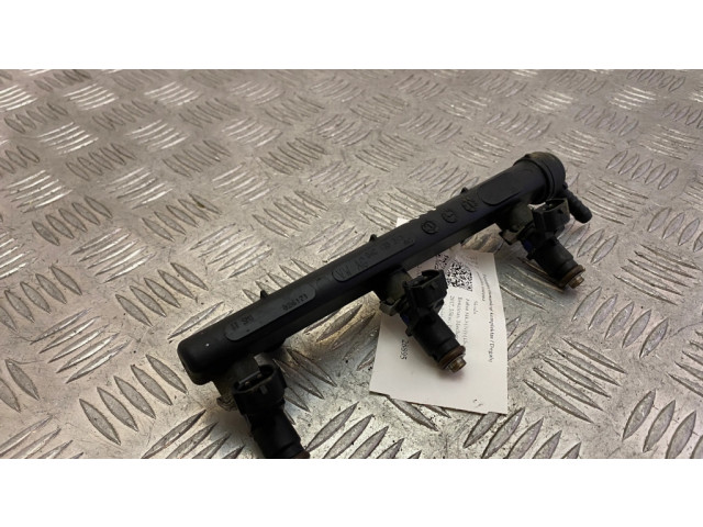 Комплект форсунок 04C133317M, 04E906031H    Skoda Fabia Mk3 (NJ) для бензинового двигателя  1