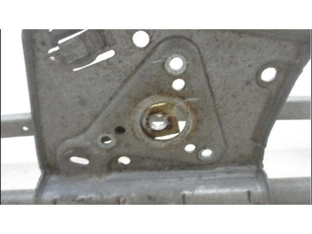 Механизм стеклоочистителей (трапеция)