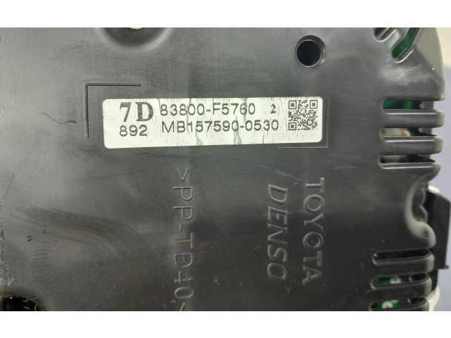 Přístrojová deska  Toyota Yaris 2018 83800-F5760, 83800-F5760  