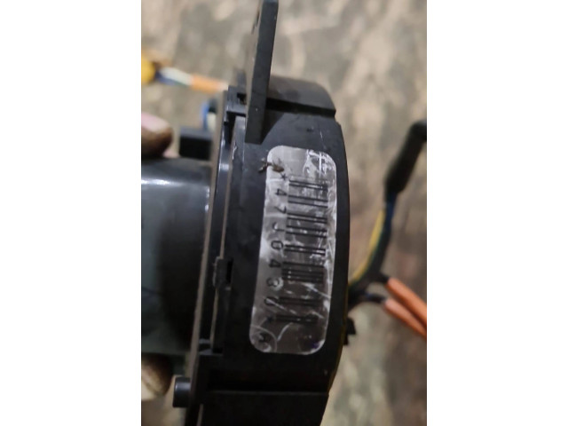 Подрулевой шлейф SRS    Volvo V70