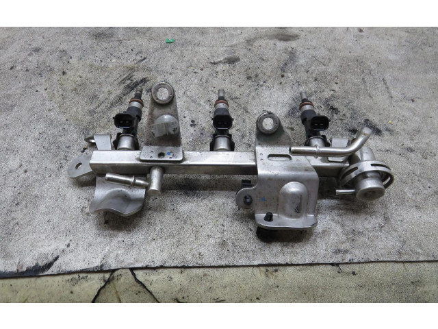 Vstřikovací lišta 175201470R   Renault Clio IV     