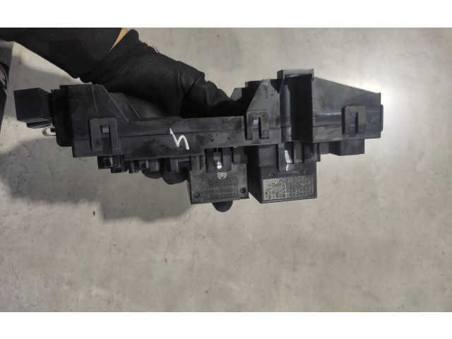   Pojistková skříňka 71405036, G92Z128010   Lexus GS 300 350 430 450H 2007