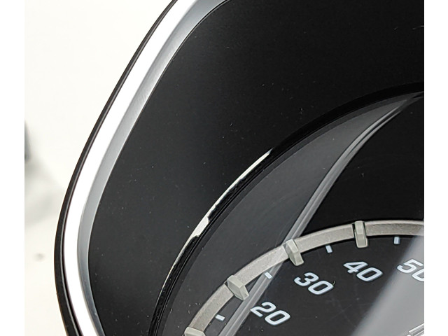 Панель приборов 670101179 Maserati Levante