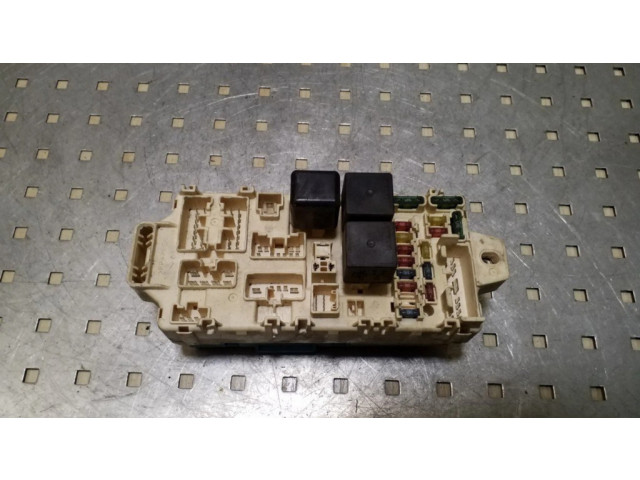 Pojistková skříňka MR445951B Mitsubishi Pajero 2001