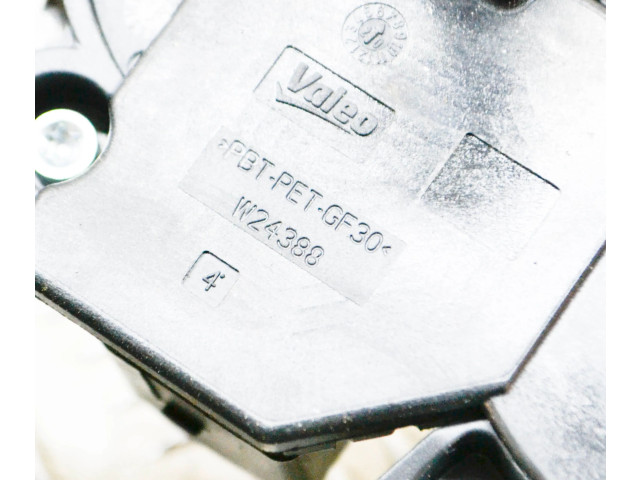 Двигатель стеклоочистителя заднего стекла