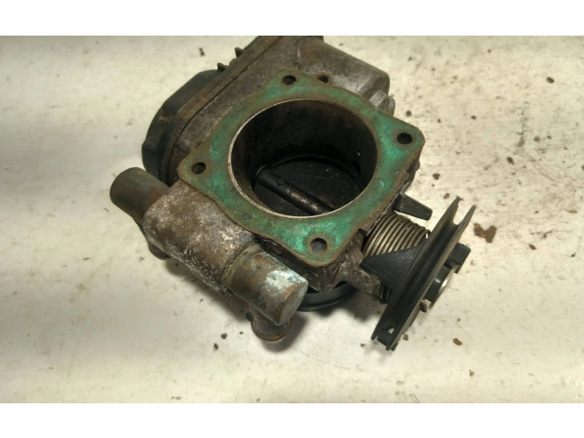 Дроссельная заслонка 058133063   Audi A4 S4 B5 8D