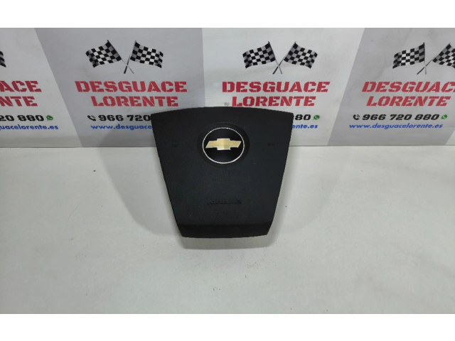 Подушка безопасности водителя 070521B414 Chevrolet Epica