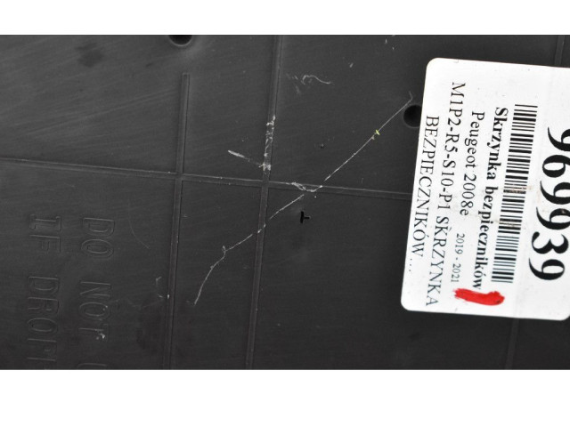 Блок предохранителей  9832881080, 9832881080   Peugeot 2008 I    