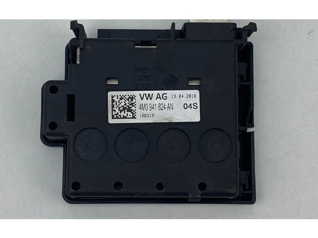 Pojistková skříňka 4M0941824AN, 180319 Audi Q7 4M 2018