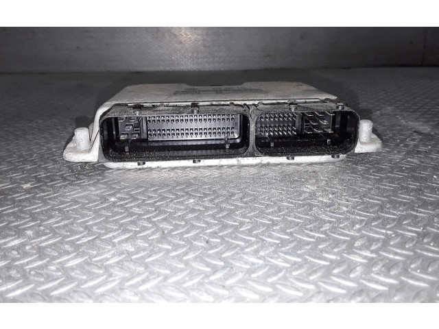 Блок управления двигателем Блок управления 038906019R, 0281010517 Skoda Octavia Mk1 (1U)