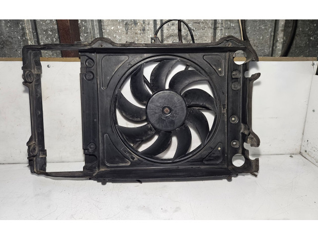 Вентилятор радиатора 8Z0121207B Audi A2