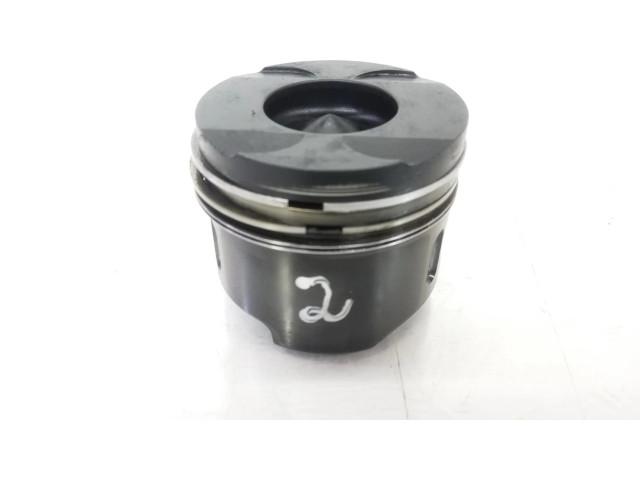  Поршень с шатуном  5080023AA  Jeep Grand Cherokee (WJ)  2.7