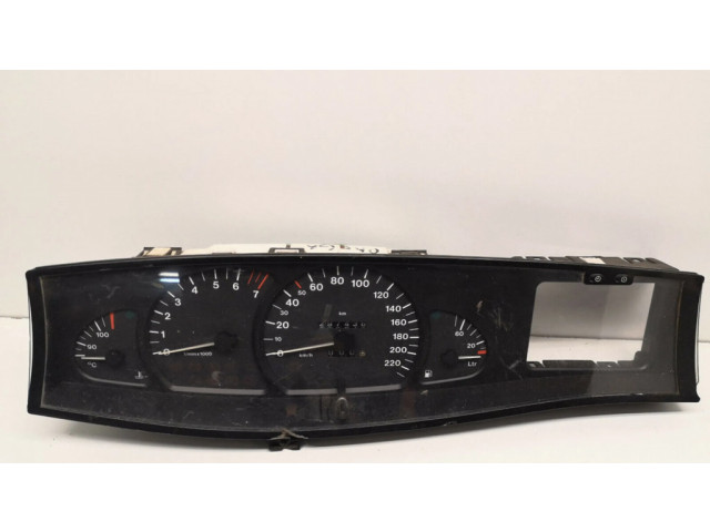 Přístrojová deska  Opel Omega B1 1995 90493818  