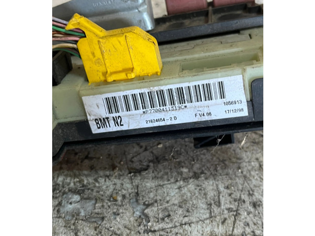 Блок предохранителей P7700411319C, 423030D029   Renault Clio II    