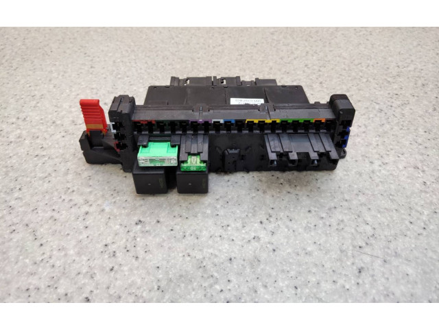 Блок предохранителей  A2305453032   Mercedes-Benz SL R230    