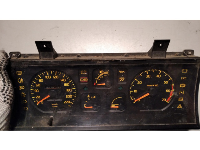 Панель приборов 7700784064   Renault 19       