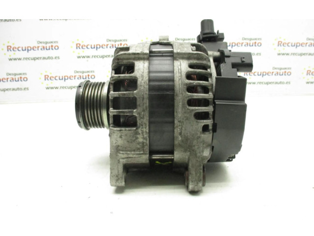 Генератор    Mercedes-Benz A W176      