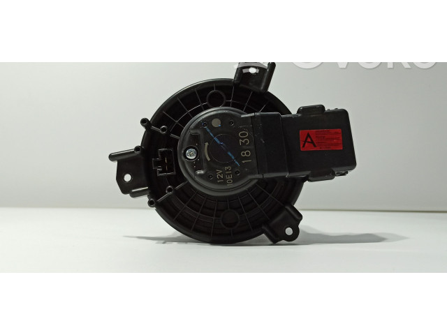 Вентилятор печки Suzuki Ignis