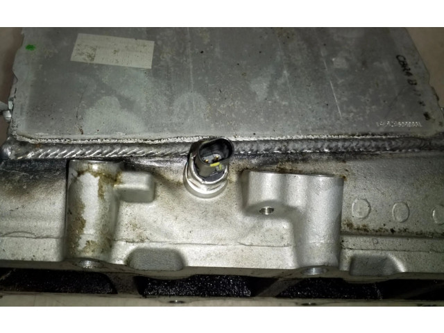 Всасывающий коллектор 04L129766AD   Audi A5 8T 8F   для двигателя CNHA