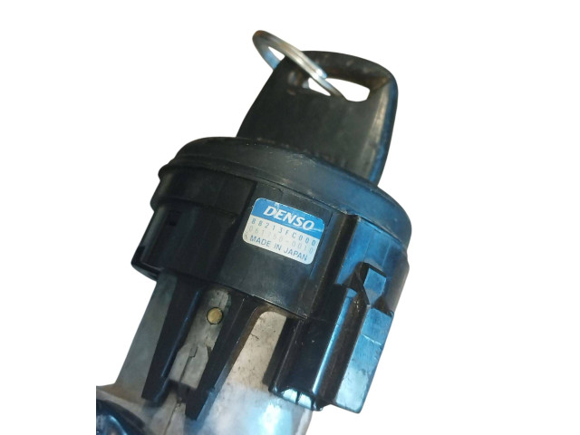 Комплект блоков управления 88213FC000, 22611A0310   Subaru Forester SF