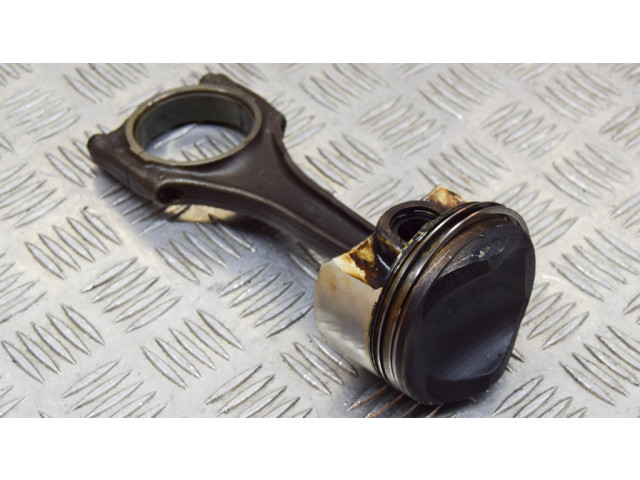 Píst 06E107065DM, 06E198401E   Audi A4 S4 B8 8K  pro benzínový motor 3.0 CGWC 