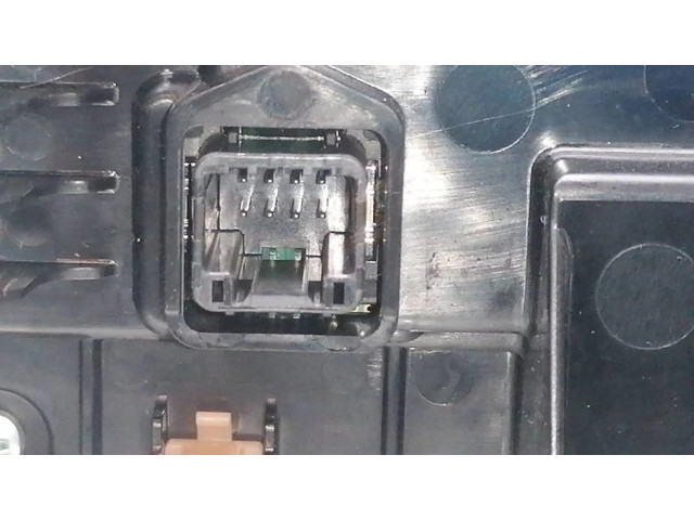 Блок управления климат-контролем 3951062R10   Suzuki Ignis