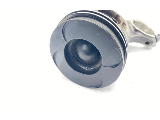 Píst 8854a Mercedes-Benz Vito Viano W639 646 982