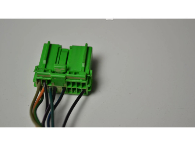 Зеркало электрическое        Volvo C30  2010 - 2013 года   