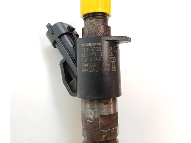 Форсунка 0445116046, 31303238    Volvo V70   