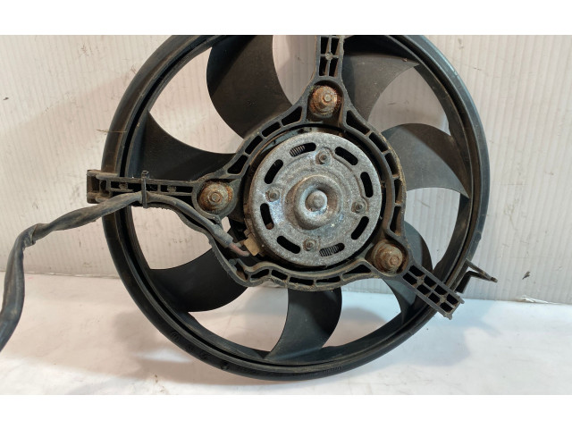 Вентилятор радиатора     849354V    Audi A4 S4 B5 8D 1.9