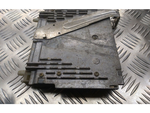 Řídící jednotka 0281001592   Volvo S70  V70  V70 XC 1998